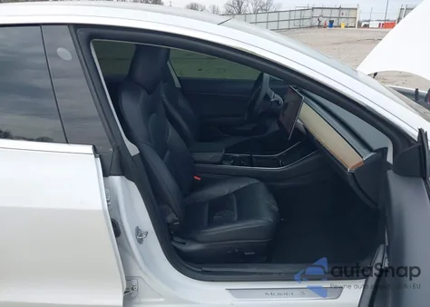 2020 Tesla Model 3 from USA, damaged, VIN 5YJ3E1EA8LF645295